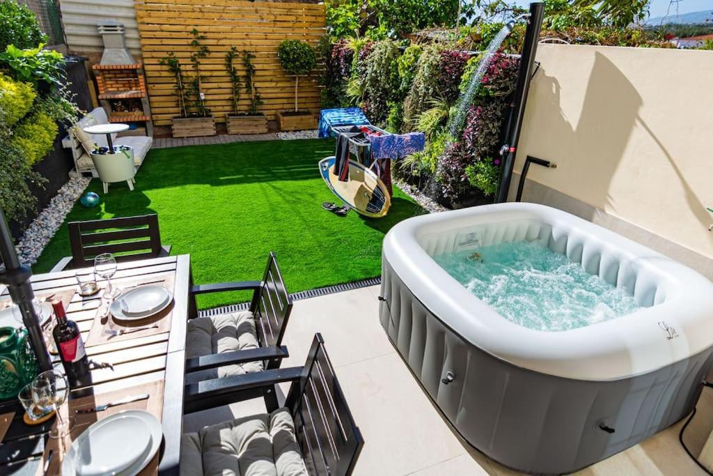 Relaxing Garden Los Cristianos Con Jacuzzi Y Barbacoa Arona  Eksteriør billede